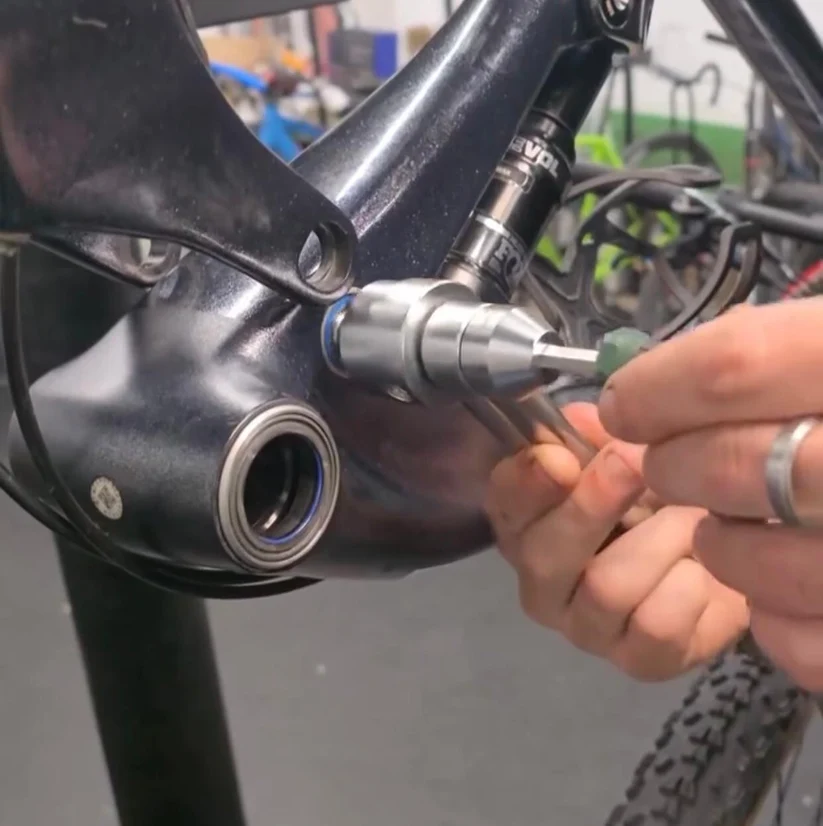Retirar e Instalar Rolamentos Cegos - Ferramenta de Expansão, para Quadros de Bicicleta
