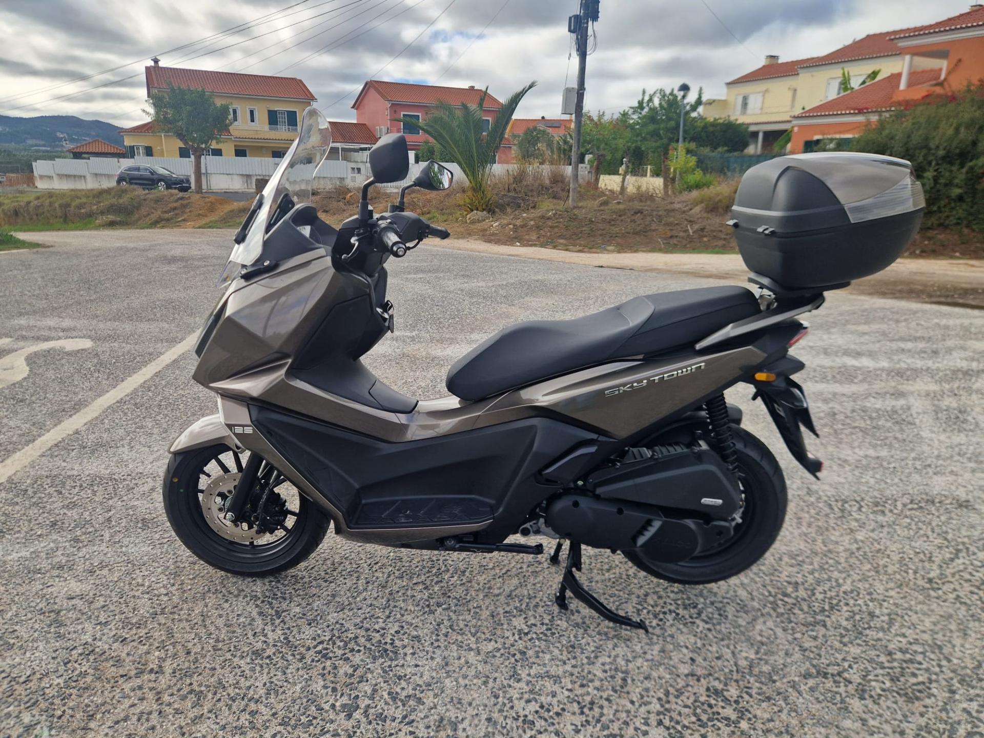 MOTO KYMCO SKYTOWN 125