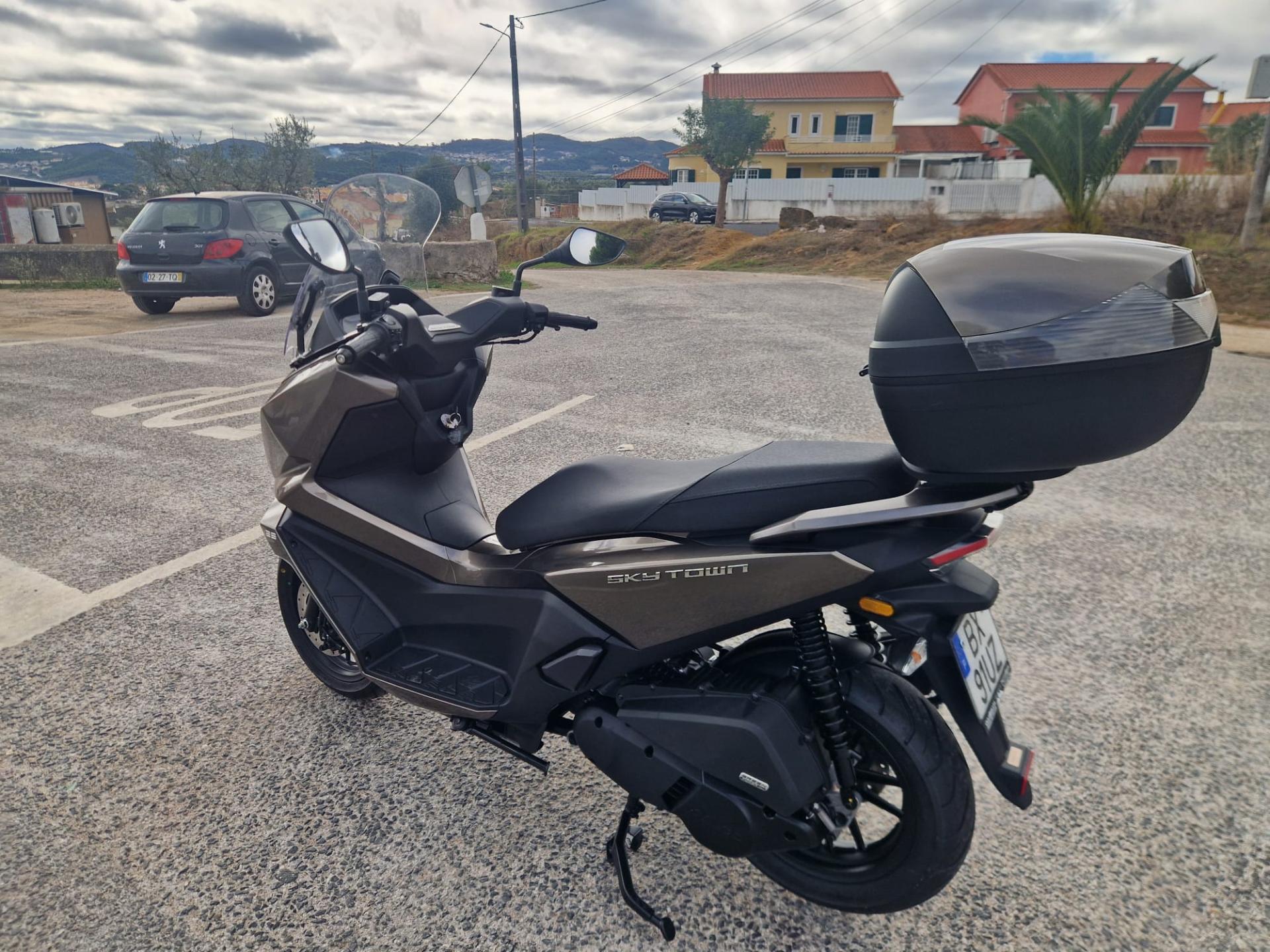 MOTO KYMCO SKYTOWN 125