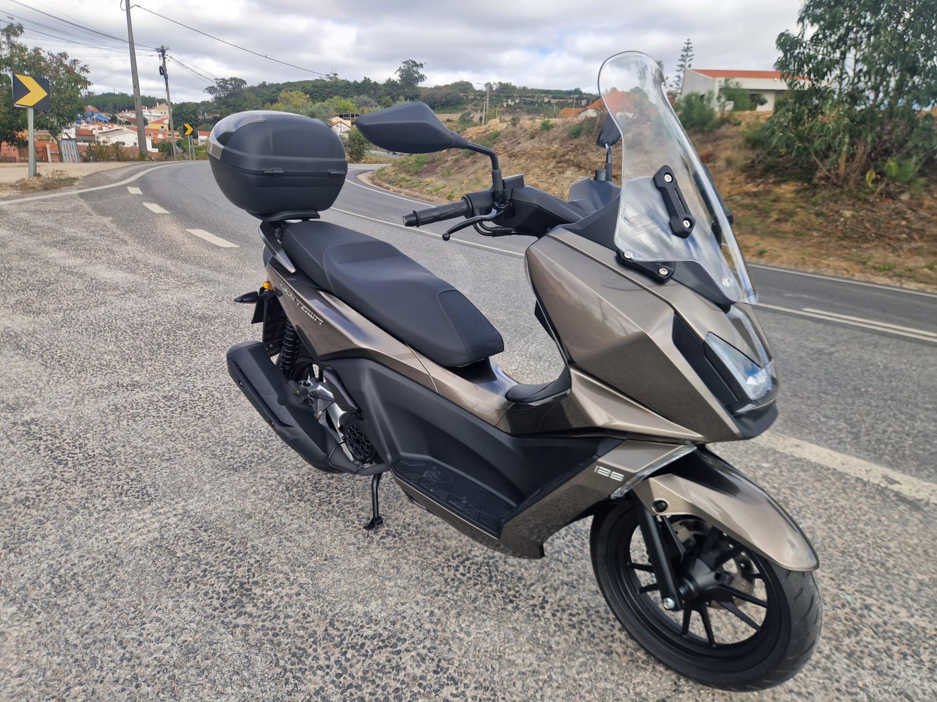 MOTO KYMCO SKYTOWN 125