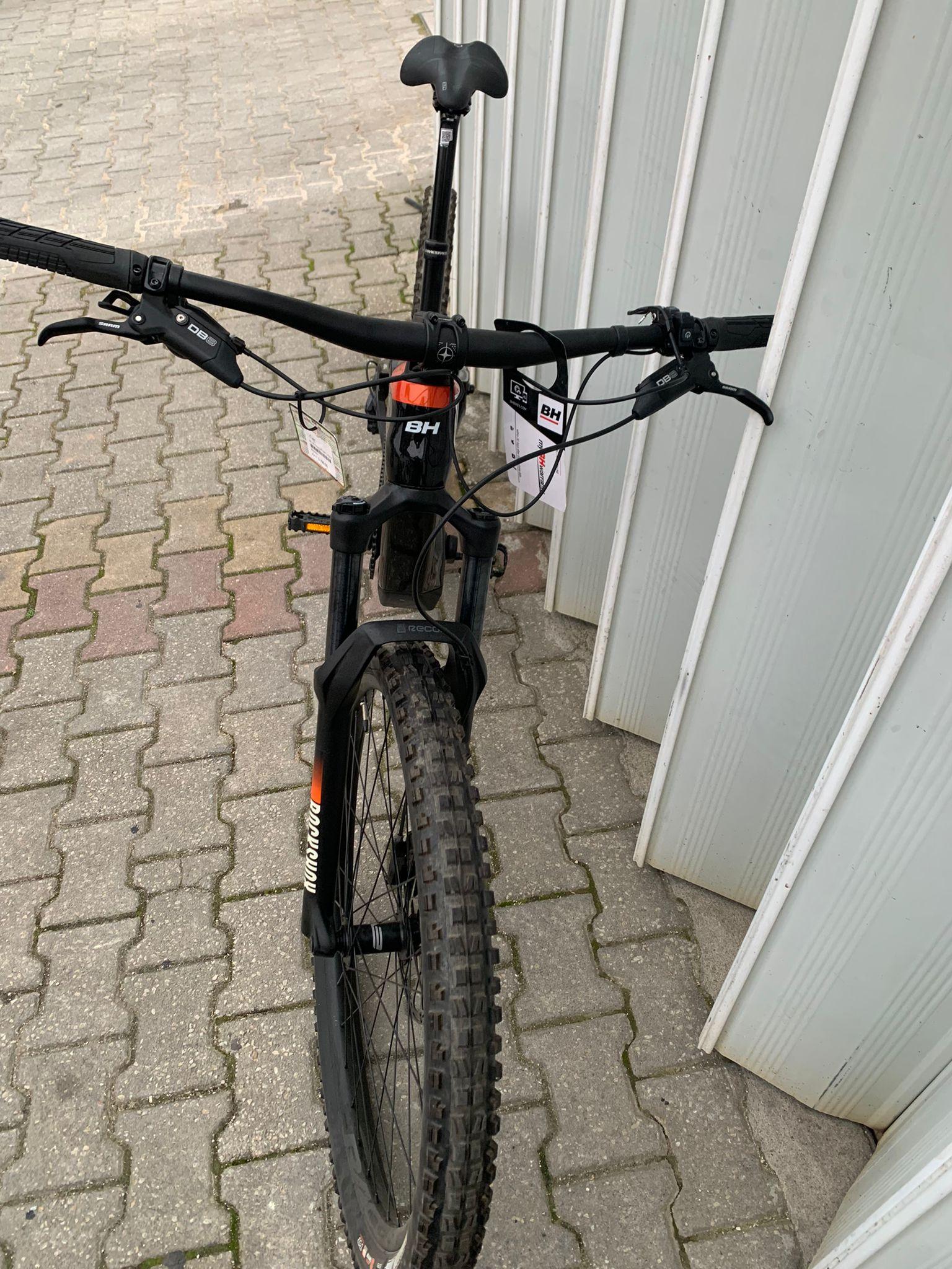 BICICLETA BH ATOMX LYNX PRO 8.2 