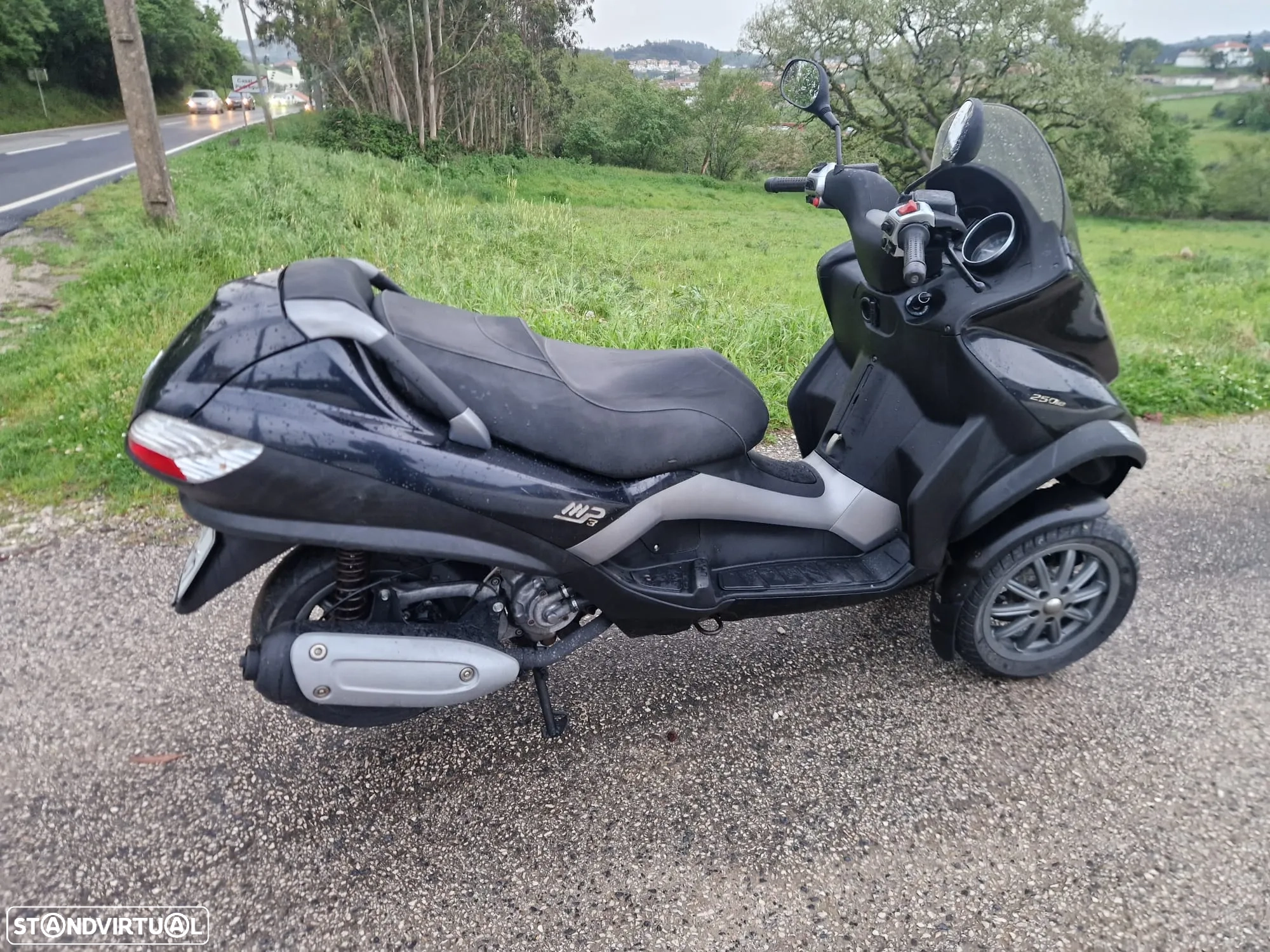 MOTO PIAGGIO MP3